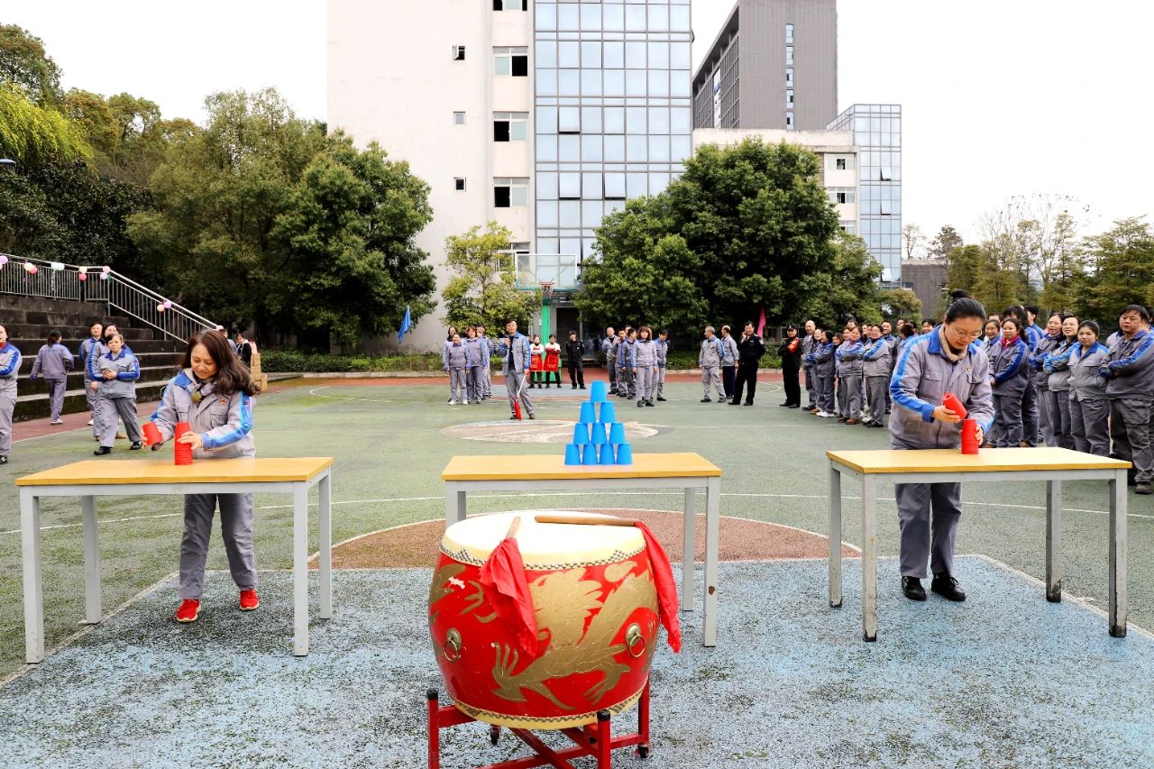 凝心聚力 | 機(jī)床集團(tuán)開展“緊扣全年商業(yè)計劃 凝心聚力‘搭’目標(biāo)”職工趣味活動